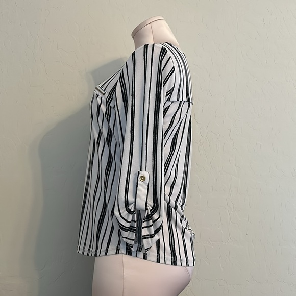 The Workshop Striped Blouse - Picture 2 of 8